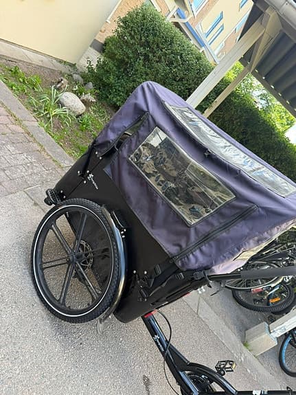 Säljer en Cargobike of Sweden från oktober 2024 i mycket fint skick