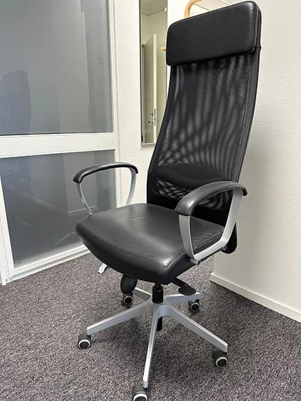 Kontorsstol "Markus" i svart läder