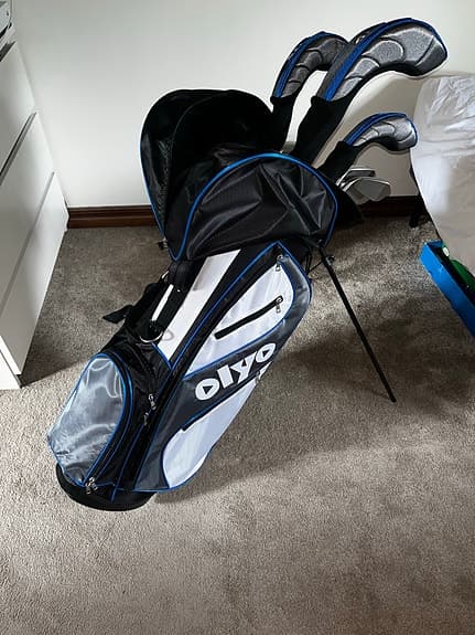 Olyo golfset med tillhörande bärbag