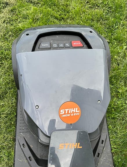 STIHL iMOW 5 EVO robotgräsklippare – kraftfull, smart och smidig