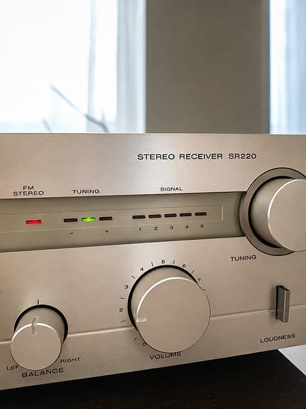 Marantz SR220 – Klassisk japansk receiver från 1978