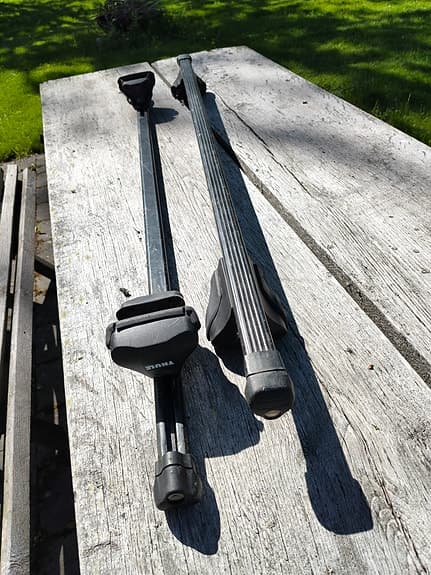 Thule takräcken, svarta,