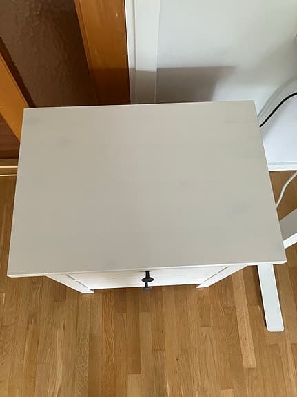 Hemnes sängbord