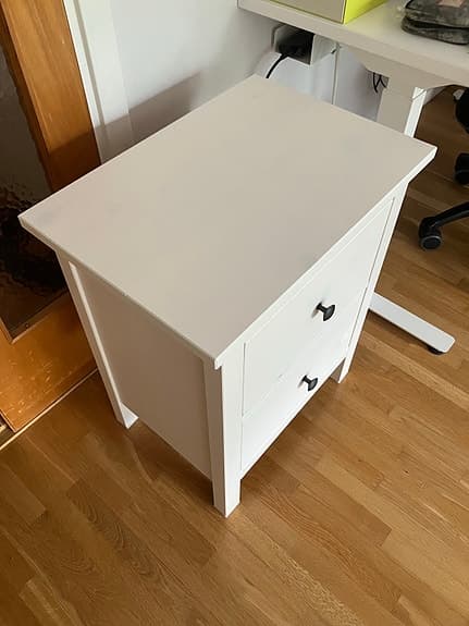Hemnes sängbord