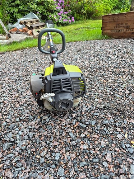 Ryobi bensindriven grästrimmer