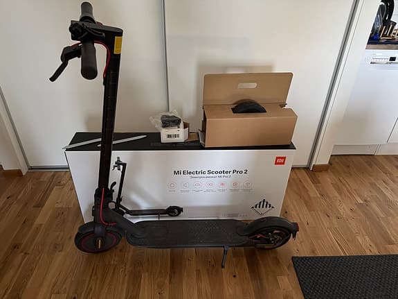 Xiaomi Pro 2 Elsparkcykel + Kartong + Laddare ++