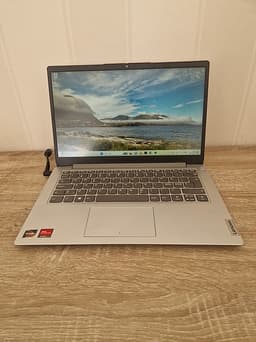 Lenovo Ideapad 1 14" Windows 11