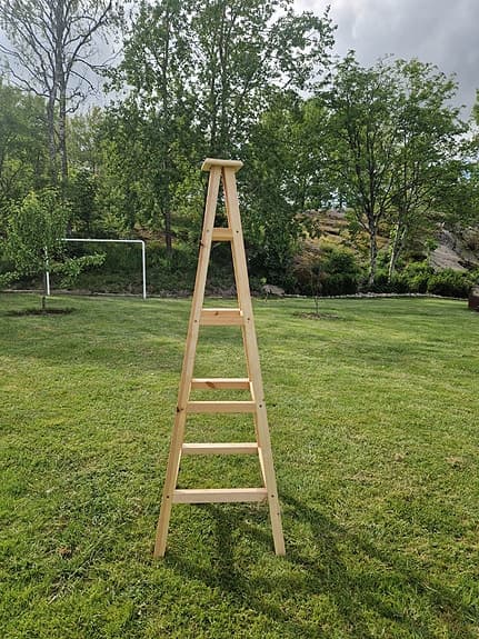 Trä spaljé obelisk för trädgård