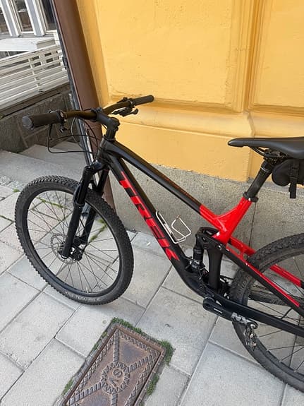 Trek top fuel 8 size L 29”