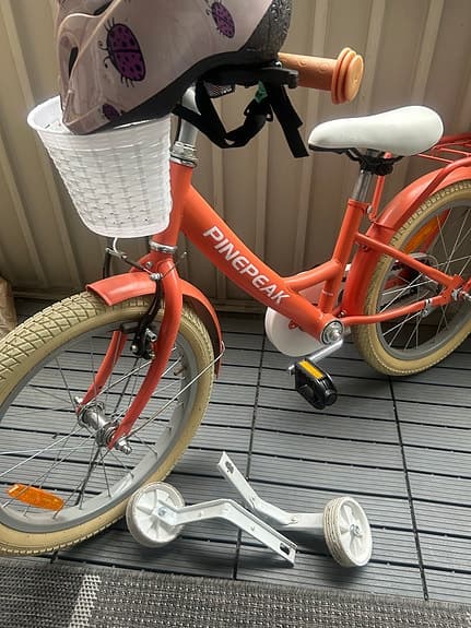 Barn Cykel med hjälm & hjulstöd