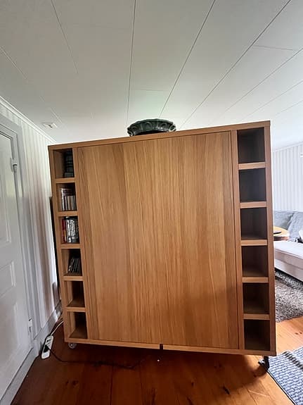 Tv-Möbel med praktiskt förvaring