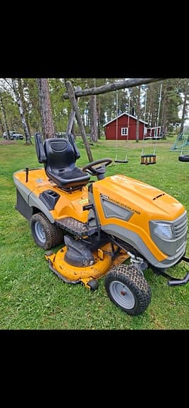 Stiga åkgräsklippare med uppsamlare