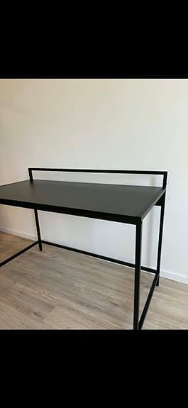 Skrivbord