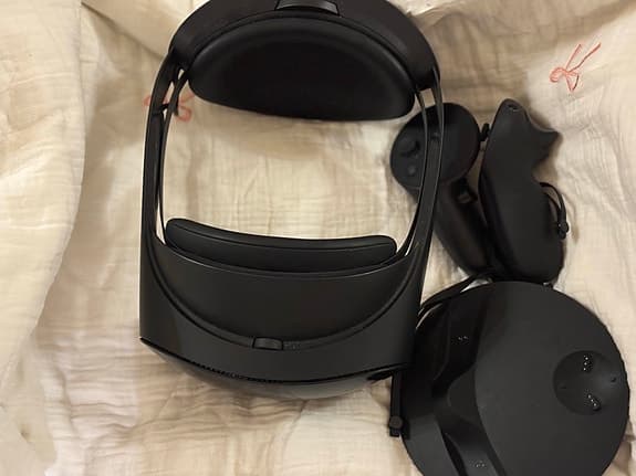 Quest pro vr headset