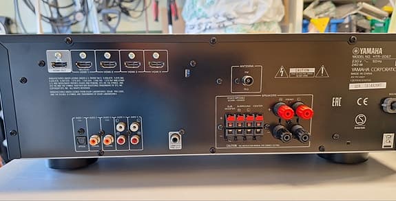 Yamaha HTR-2067 hemmabio / instegsreceiver