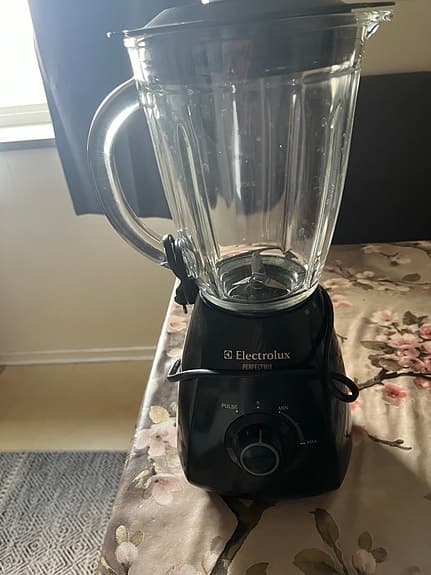 Electrolux mixer och våffeljärn/smörgåsgrill svart