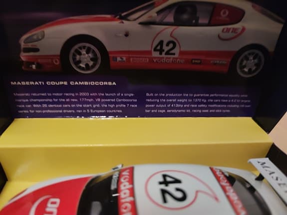 Scalextric Maserati Coupé Cambiocorsa sport bilbana modell