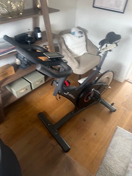 Abilica Premium Pro motionscykel spinningcykel svart