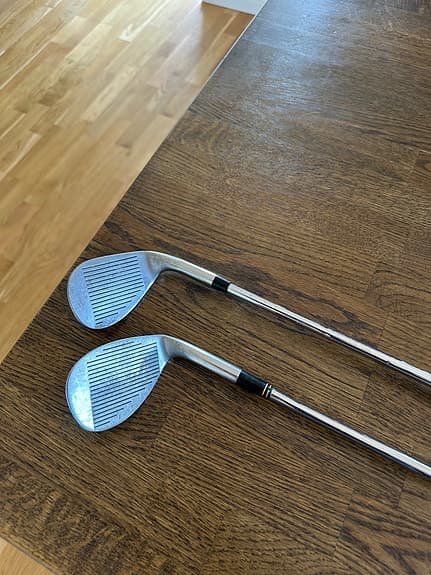 Golfklubbor wedgar vänster, med stålskaft