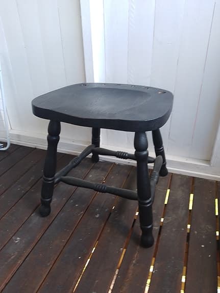 Pall svart