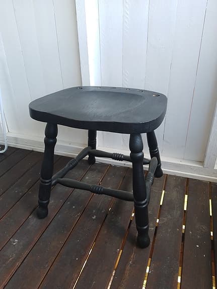 Pall svart