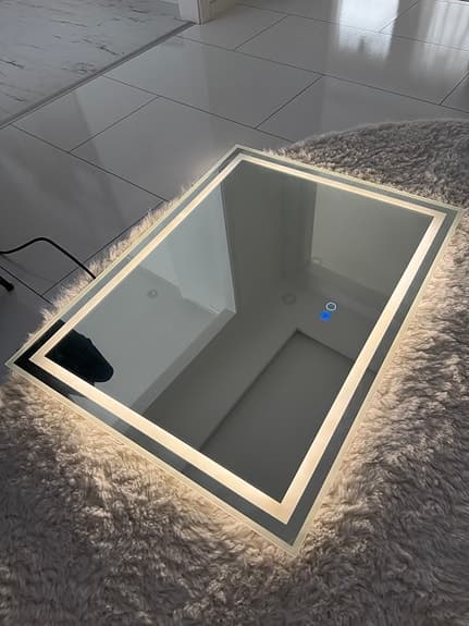 spegel med LED-belysning, helt ny