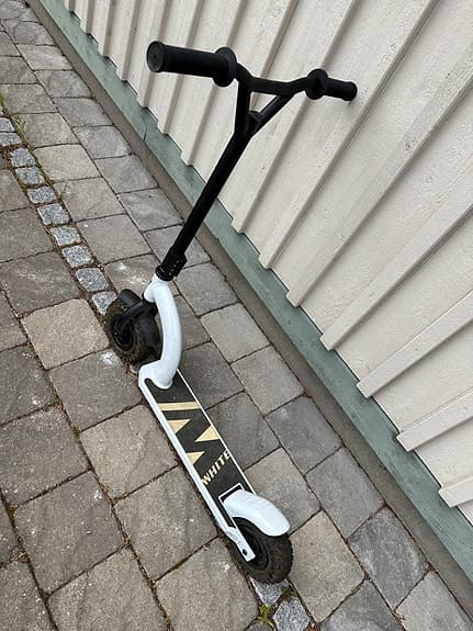 White Dirt Scooter Offroad Air