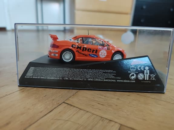 Ninco Peugeot 407 Expert slotbil orange