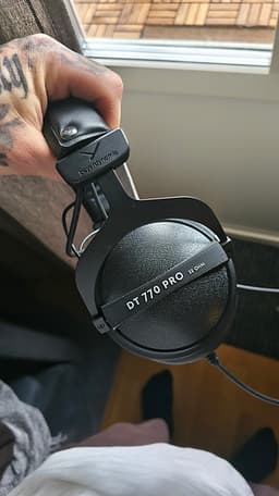 Beyerdynamic DT 770 Pro hörlurar 32 ohm