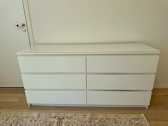 Byrå 6 lådor Malm Ikea m glasskiva