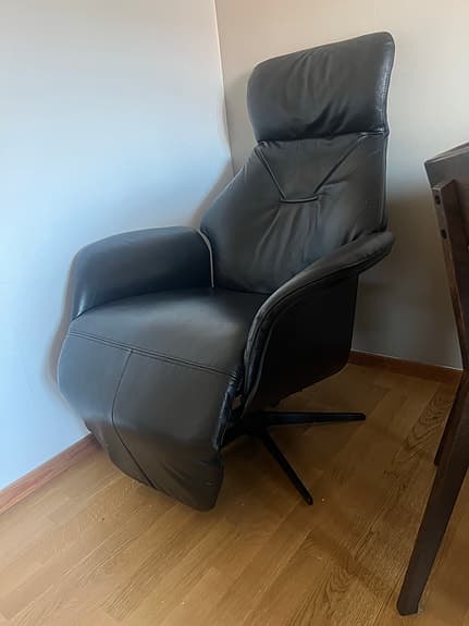 Millano reclinerfåtölj med fjärrkontroll