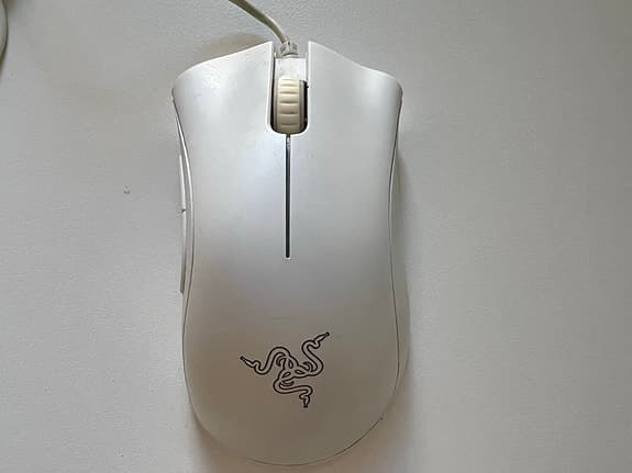 Razor Deathadder Essensial Gamingmus