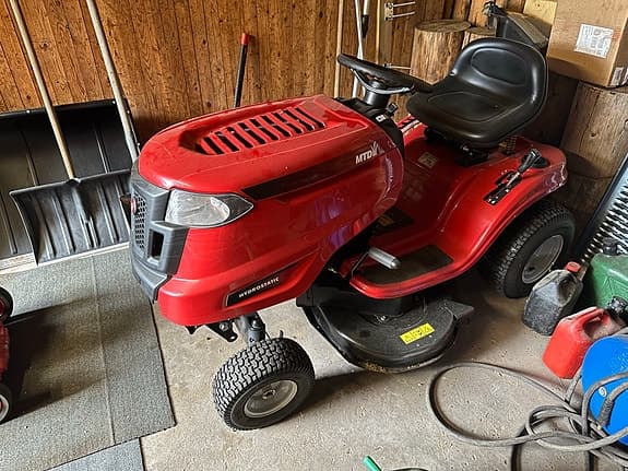 MTD Smart RF 130 H åkgräsklippare röd