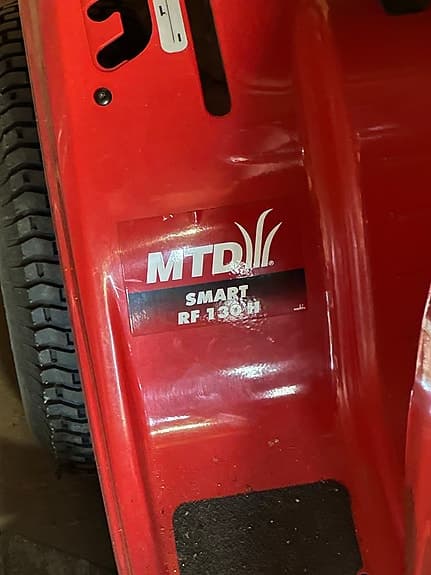 MTD Smart RF 130 H åkgräsklippare röd