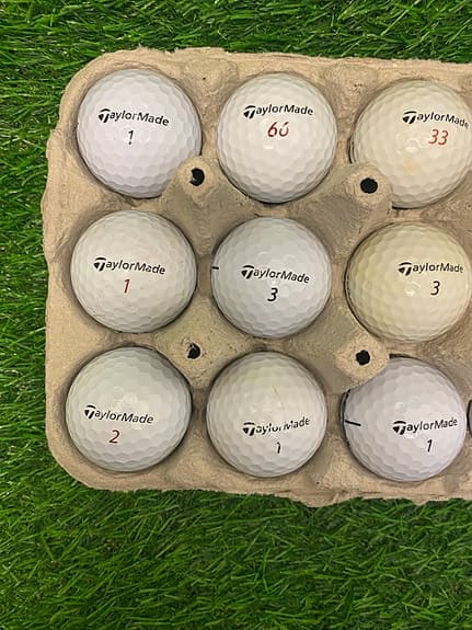 TaylorMade golfbollar 12-pack vita