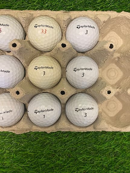 TaylorMade golfbollar 12-pack vita