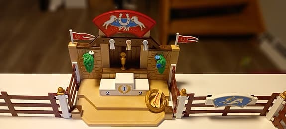 Till salu: Playmobil 70337 Country Hästtävling!