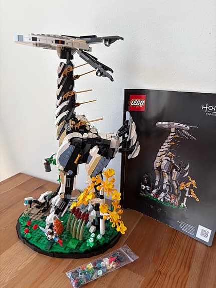 LEGO Icons Horizon Forbidden West Tallneck 76989
