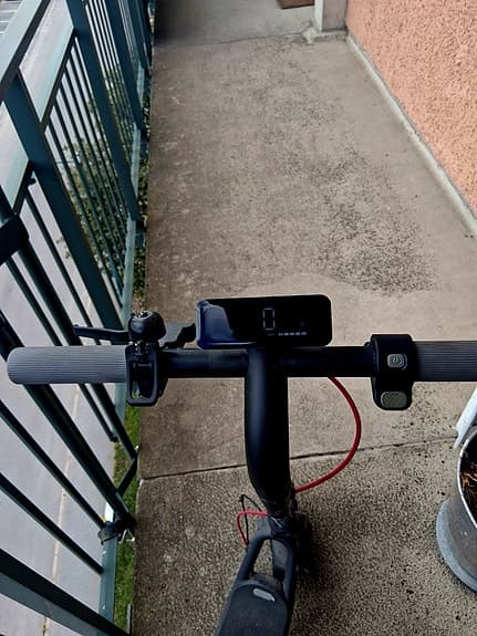 NAVEE V40 Elspark 2024