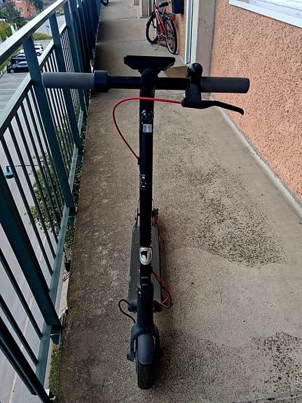 NAVEE V40 Elspark 2024