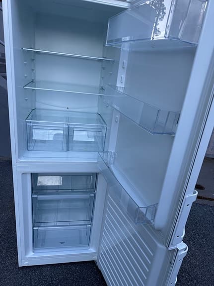 Electrolux kombiskåp kyl och frys 175 cm Energiklass A++