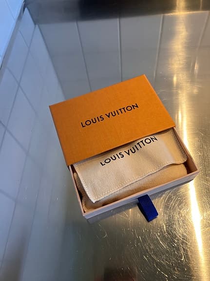 Louis Vuitton  - nyckelring