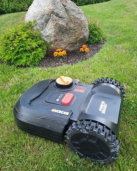Worx Landroid M, WR141E, robotgräsklippare