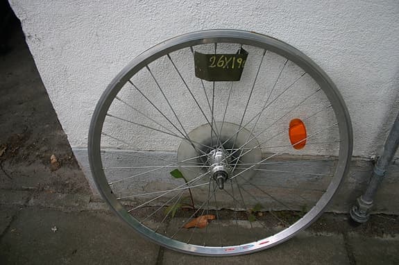 26" (559-19) bakhjul med frihjulskassett