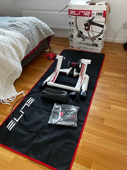 Elite QUBO Power Mag B+ Cykeltrainer - Som ny!