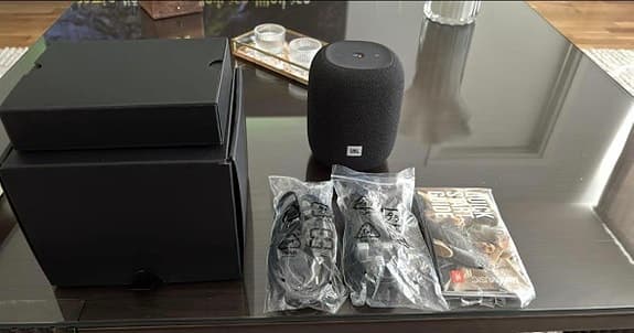 JBL trådlös bluetooth-högtalare svart