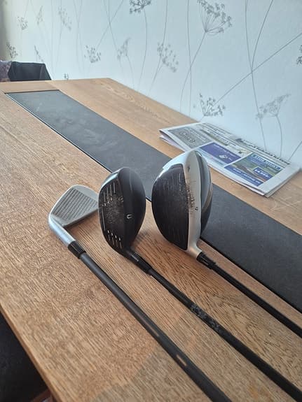 TaylorMade M4 driver + Cleveland Launcher XL Halo trä 5