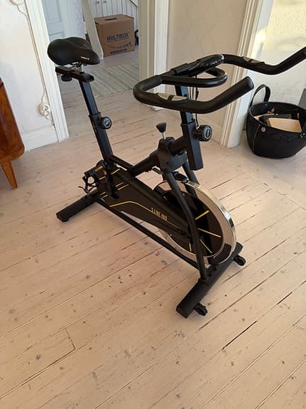 Titan lite s line 480 Motionscykel svart