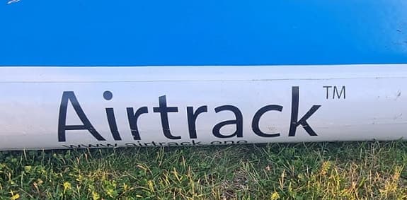 AirTrack One 8 x 2 m, 20 cm – toppmodell – mycket fint skick