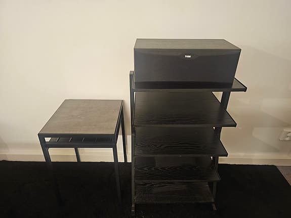 Stereo bänk och B&W CENTER + BORD
